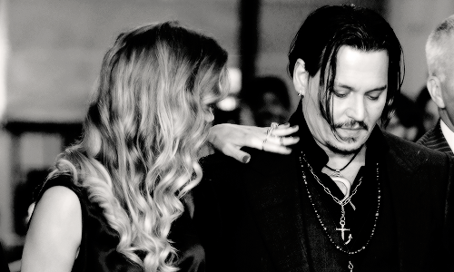 dailyamberheard:  10/11 | Amber Heard & Johnny Depp attend the gala screening of ‘Black Mass’ during the BFI London Film Festival.