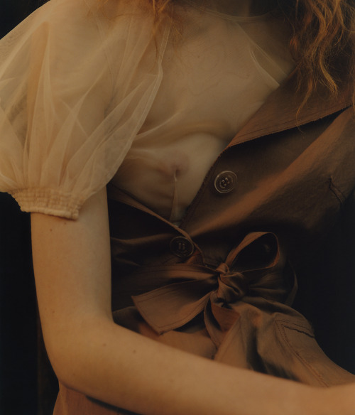 chloeledrezen:Lorna Foran for StyleBy shot by Chloé Le Drezenstyling Camilla Polehair Kota Suizumakeup Ksenia Galinaset design Carrie Louiseassistant Andrew Moores