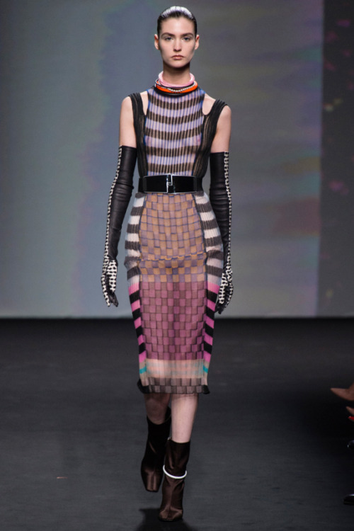 blackfashion:  Christian Dior Fall 2013 Couture