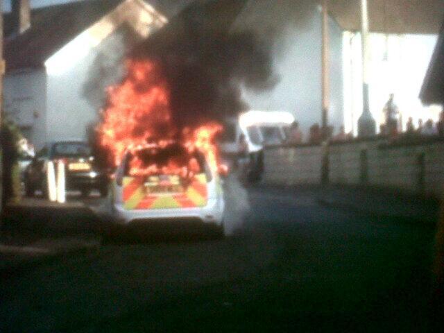 scotianostra:  Niddrie’s annual bbq goes with a bang!! http://news.stv.tv/east-central/232356-two-marked-police-cars-set-alight-in-edinburgh-during-call-out/