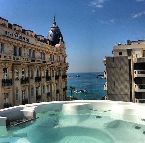 vivalavintagee:  3.14 Cannes, France.