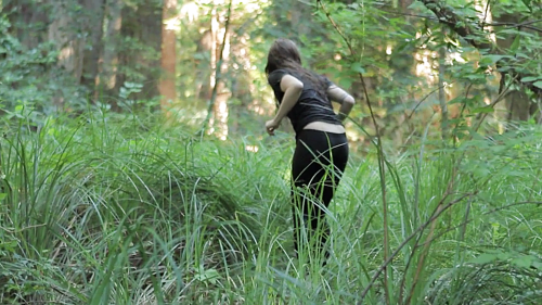 In the wildWomen in the landscape in Butter on the Latch (2013, Josephine Decker, dir.)