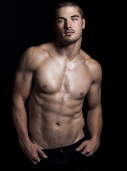 kerrydegmanfan:  Kerry Degman photographed