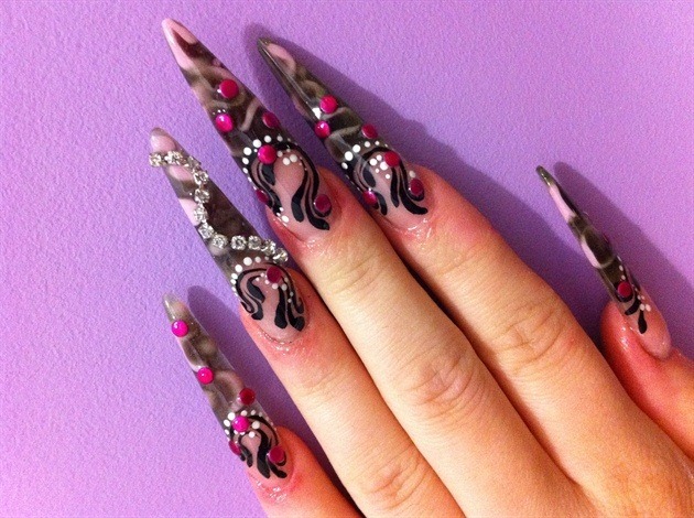 8. Creative Nail Designs on Tumblr - wide 6