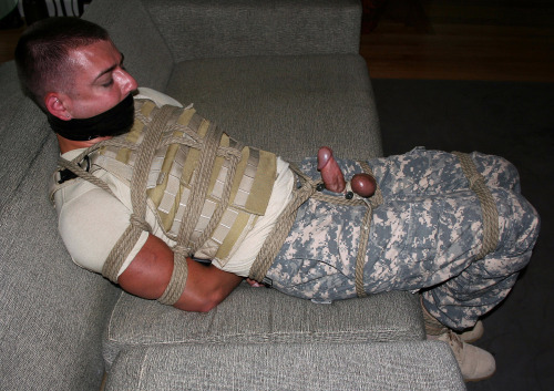freycamisolepublic: The soldier’s predicament…