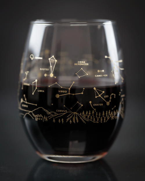 dinoshade:  cognitive-surplus:   Summer & Winter Star Chart - Astronomy Wine Glasses by Cognitive Surplus https://cognitive-surplus.com/collections/glassware/products/winter-summer-night-sky-astronomy-stemless-glass-pair   @youngblossom 