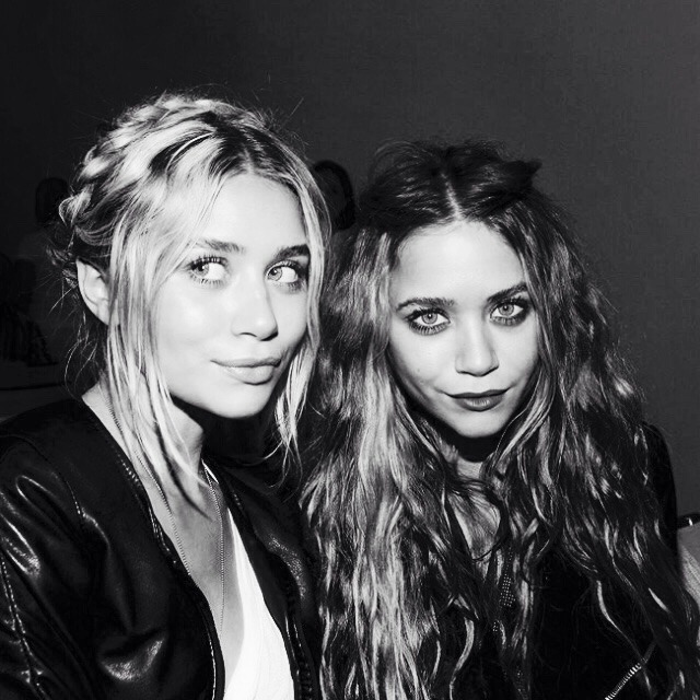 ashliebryn:  Mary-Kate and Ashley Olsen