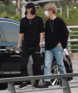 chengf:baekchen boyfriend looks - incheon airport [190705]