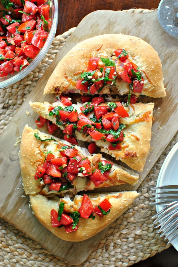 fattributes:  Grilled Chicken with Tomato Basil Bruschetta Pizza 