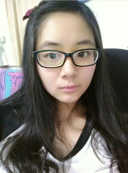 segjzz: segjzz: segjzz: 啾咪~ 嘀~母狗卡 天冷了，哥哥们把大鸡巴塞进小母狗的嘴巴里暖一暖吖，附带舌头清理服务一份(＊／ω＼＊)咕噜咕噜咕噜