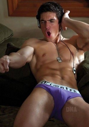 hotmusclejocks:  Steve Grand  porn pictures