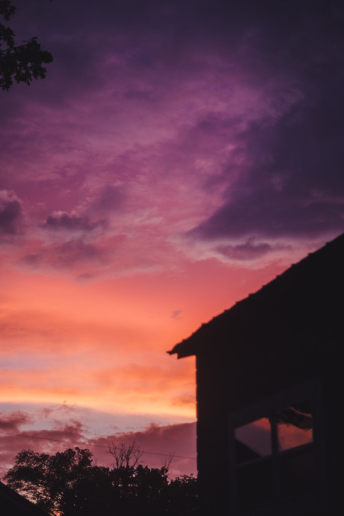 chasiteymphoto:midwest sunsetsinstagram / presets