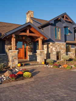 houseandhomepics:  exterior by Design Works