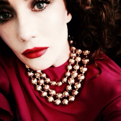 strangelittllebirds: Carice van Houten’s current Twitter profile picture.