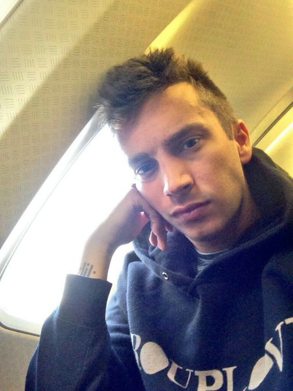 sickxfrickxclique:  Tyler’s plane selfies are why I live