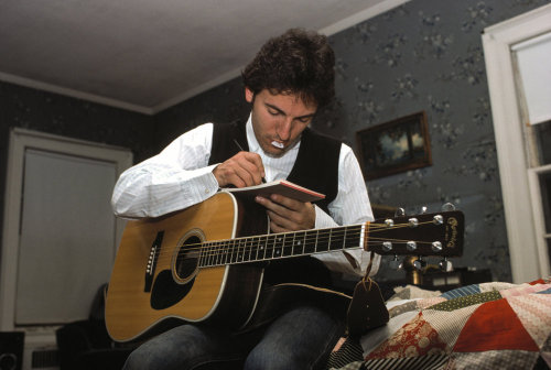 blueblackdream:Lynn Goldsmith, Bruce Springsteen, 1977