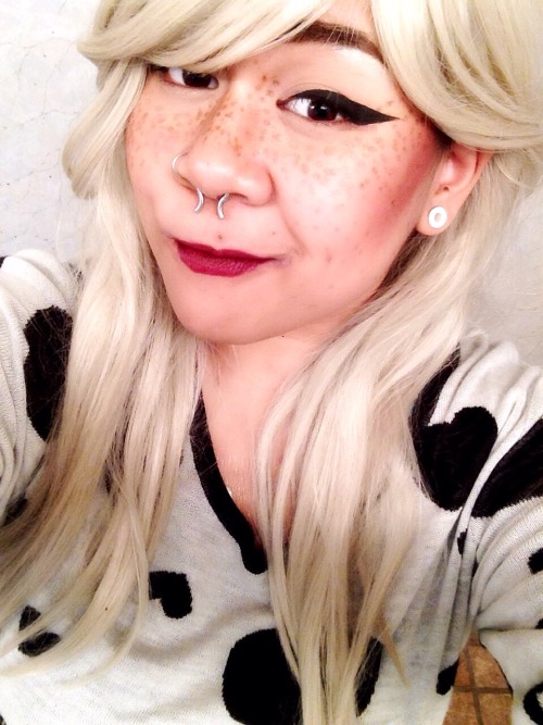 dostmotherknowyou:  Rise and shine This eggplant is feelin’ fine~ [they/them]