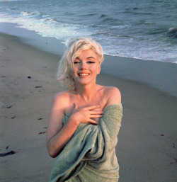 aboutmarilyn:  Marilyn Monroe by George Barris,