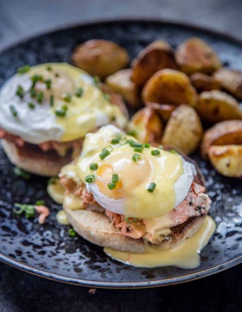 Smoked Salmon Eggs Benedict