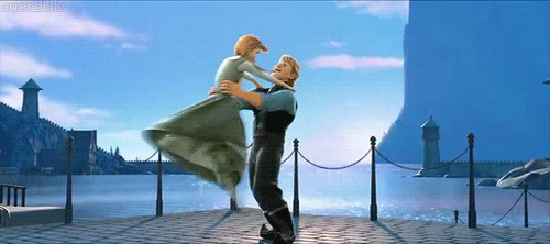 findsomethingtofightfor:  zukumo:  bri-ecrit:  frozenmusings:  still not over how effortlessly he does this  Seriously, he has Anna (who must be at least a hundred pounds, bare minimum) in a dead lift, all but over his head, arms pretty much straight