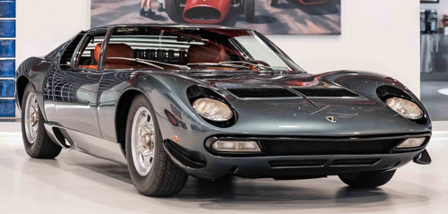 carsthatnevermadeitetc:  Lamborghini Miura SV, 1972. Delivered new to the Saudi Royal Family, this car is one of only 2 Miuras with factory-fitted aero canards on the nose. The car was uncovered in a warehouse in the early 2000s and exported to the