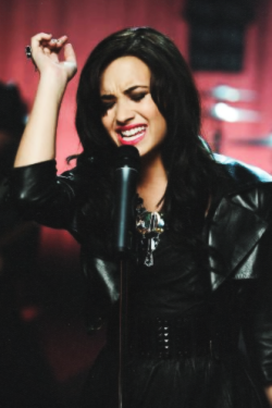 jessespikmans:  4 years of Here We Go Again 63/100 favorits pics of Demi Lovato 