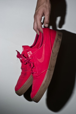 finn-bowman:  Ryan’s new Janoskis  