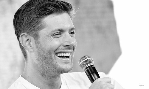 dancewithmejensen:  Nerd HQ // Comic Con 2014 x 