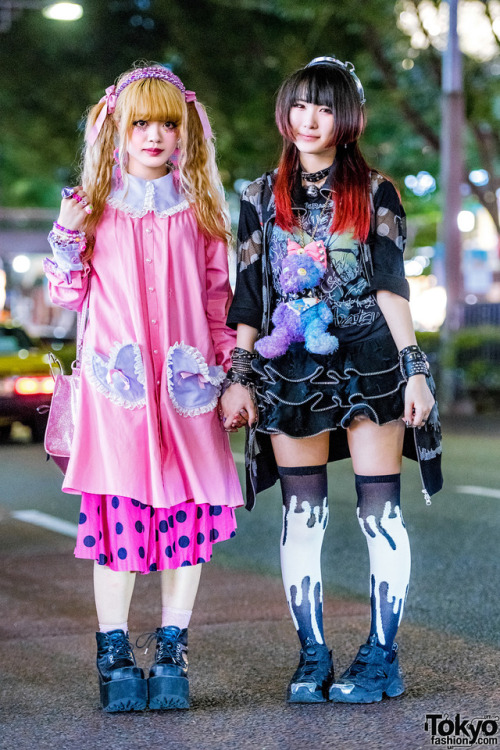 19-year-old Yunyun and 16-year-old Remon on the street in Harajuku wearing pink and black fashion wi