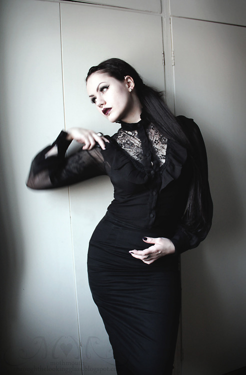 victorian-goth-models:  For more photos, porn pictures