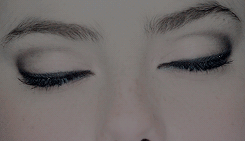 skins-tvshow:  Follow for more SKINS