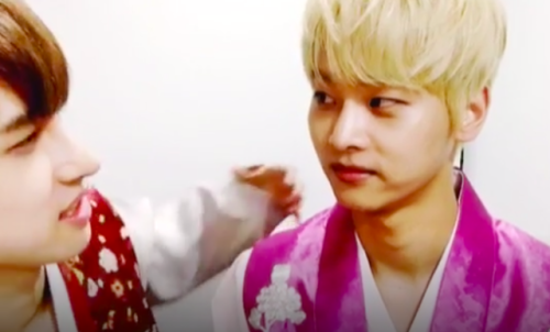 please save hakyeon he looks so done