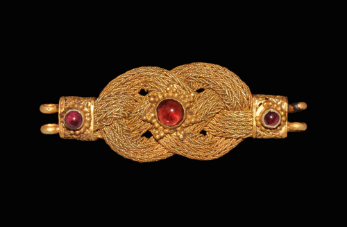 Sex gemma-antiqua:Ancient Greek gold and garnet pictures