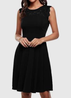 classy-lovely:  Shop this dress here»  Free Shipping &amp; 35%OFF For First OrderGet 20% off with this code: HRSY20 