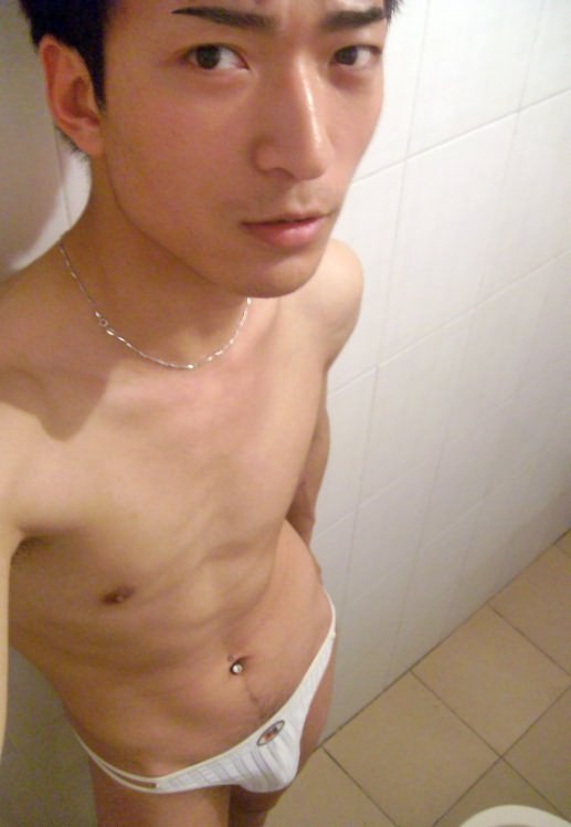 lovelyasianguys:  So Hot!