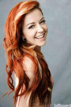 (more girls like this on http://ift.tt/2mVKSF3) Lindsey Stirling