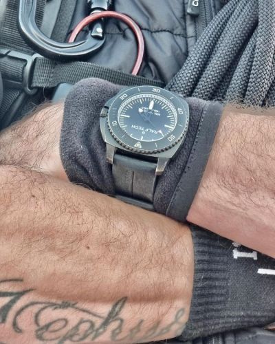 Instagram Repost
yoannlerouxofficiel  Plongée dans l’univers @ralftech_officialThere is no limits for the WRX.📍Catacombes Paris📸/🎥 @gaspardbettinger [ #ralftech #monsoonalgear #divewatch #watch #toolwatch ]