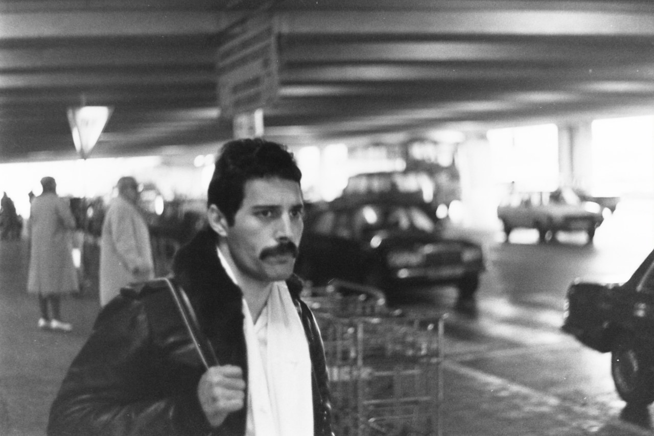 Freddie Mercury arrives at Brussels airport