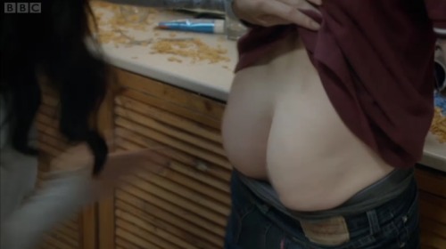 newnakedmalecelebs:  Russell Tovey naked on Looking
