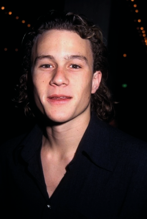 vintagesalt:Heath Ledger photographed by Barry King || 1997