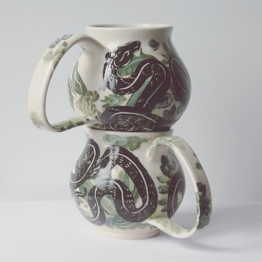 teapotsahoy:  sosuperawesome:  Snake Mugs Sarah Ritchie on Etsy See our #Etsy or