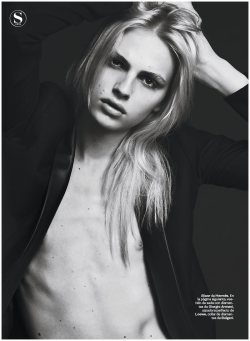 thedailyfierce:  And on the subject of androgyny…