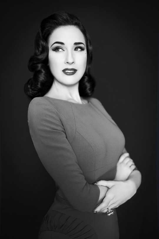 thecuriousad:  Dita Von Teese 