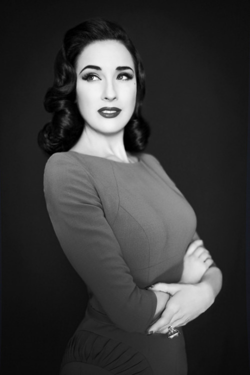 XXX thecuriousad:  Dita Von Teese  photo