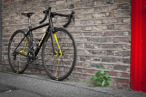 mrpotatohead77: bikeplanet: Parlee Z5sli Mavic by BespokeCycling Sweet