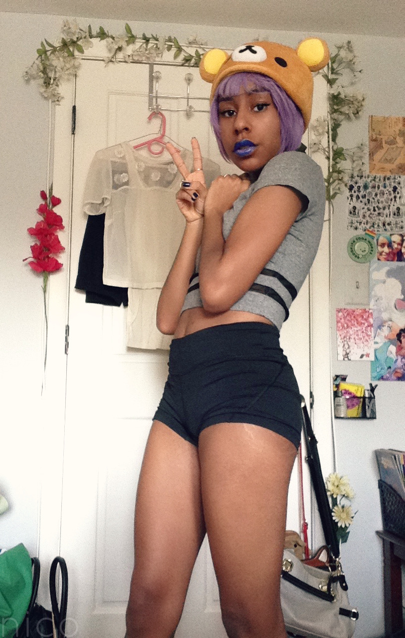 cerulean-blossom:  i like to play dress up :)honestly, I just want my future girlfriend/partner