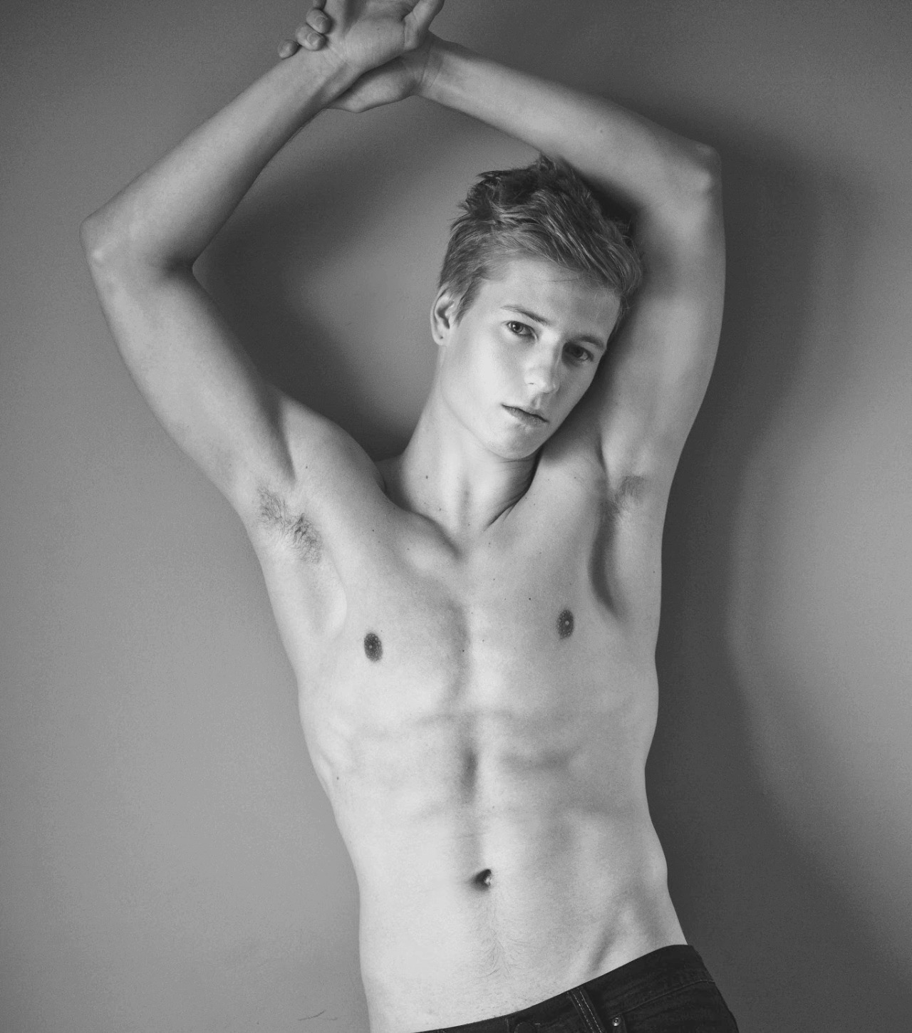 Taking Off:
Click, reblog and follow. Pass me around to all your friends.