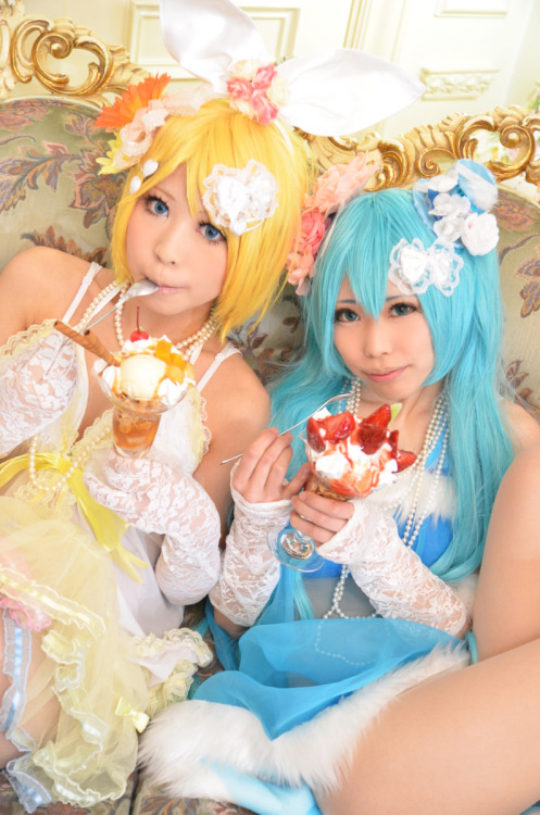 Vocaloid - Miku Hatsune & Rin Kagamine 6HELP US GROW Like,Comment & Share.CosplayJapaneseGirls1.5 - www.facebook.com/CosplayJapaneseGirls1.5CosplayJapaneseGirls2 - www.facebook.com/CosplayJapaneseGirl2tumblr - http://cosplayjapanesegirlsblog.tumbl