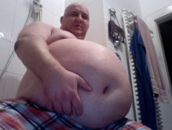 gordo4gordo4superchub:  mikebigbear:  schlago: