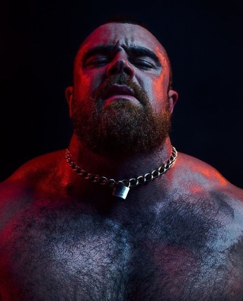 bigguythings: brutalmore: From the Dark Room series. Paul McNulty, @djpjm1 on IG, photographed by An